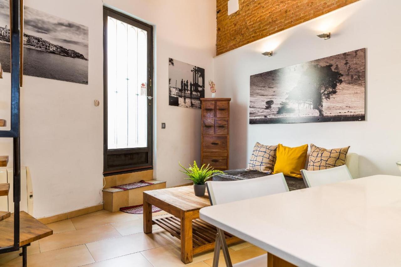 Fridays Flats Dreamy Duplex - Stylish Beach Loft Barcelona Exteriör bild
