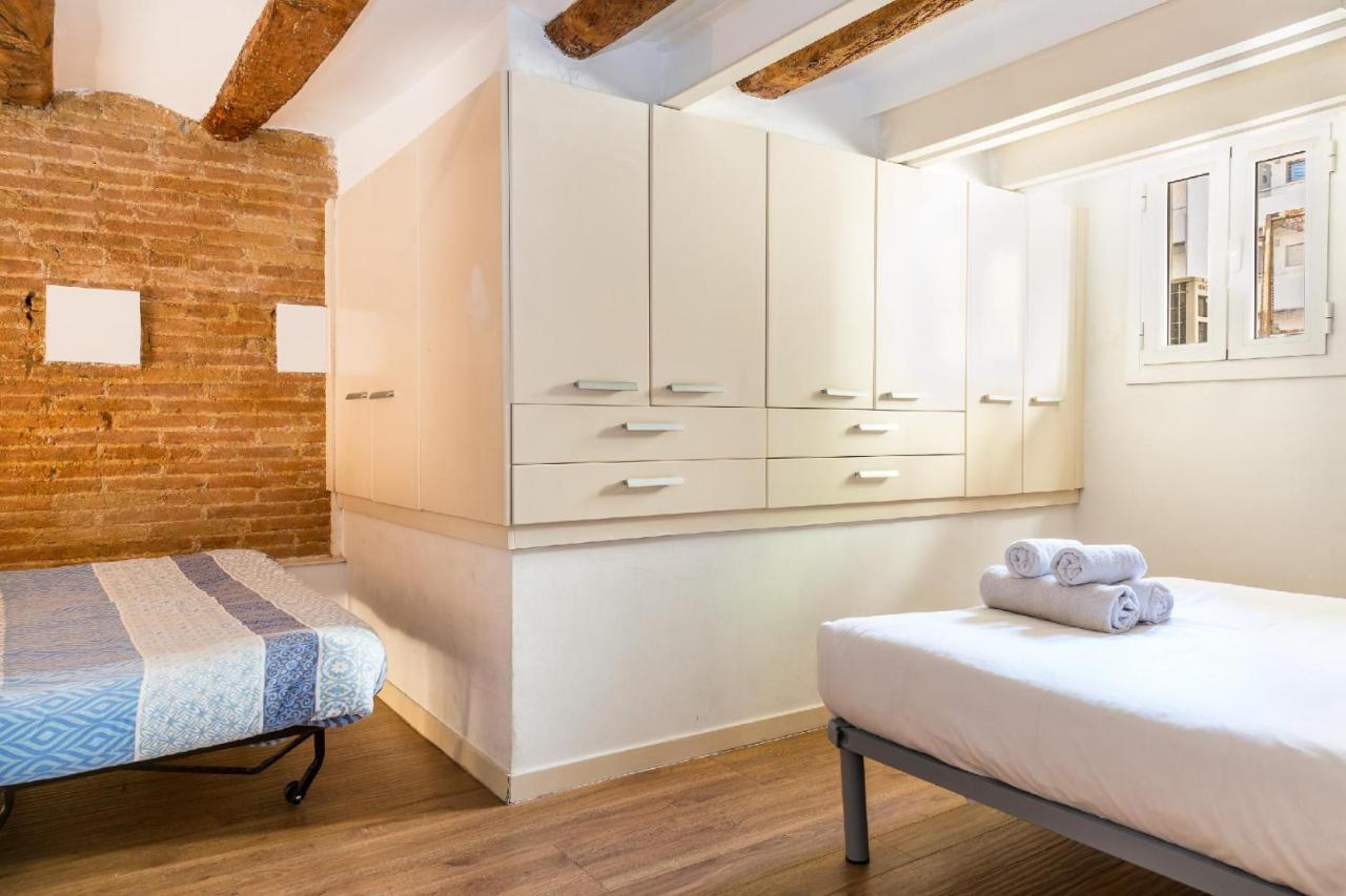 Fridays Flats Dreamy Duplex - Stylish Beach Loft Barcelona Exteriör bild