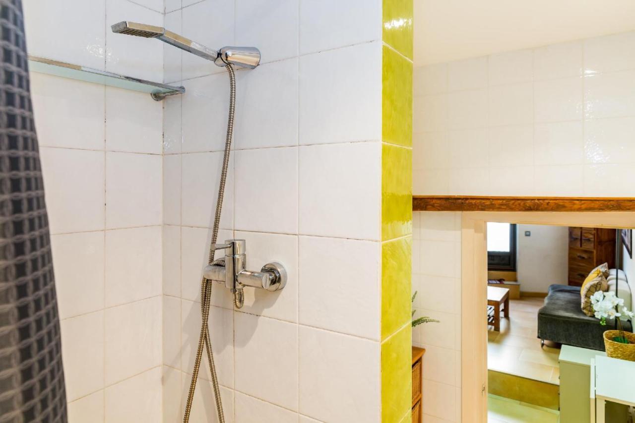 Fridays Flats Dreamy Duplex - Stylish Beach Loft Barcelona Exteriör bild