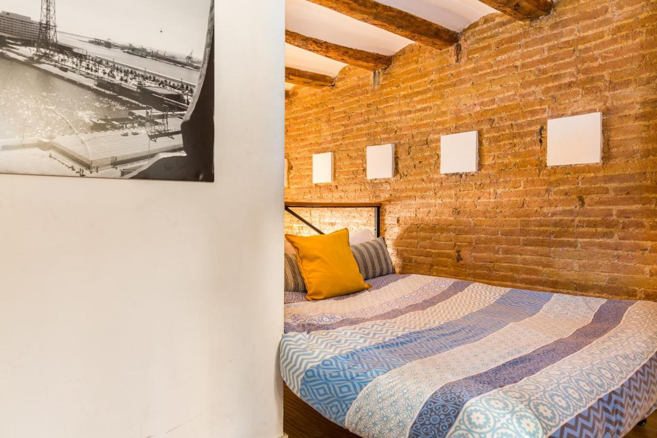 Fridays Flats Dreamy Duplex - Stylish Beach Loft Barcelona Exteriör bild